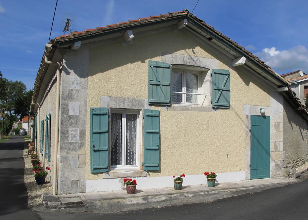 Maison Du Ruisseau Malaville Room photo